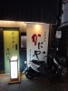 テレビで話題になった「かにや」。長崎人の呑んだ後の〆はおにぎりと言う・・・から訪問してみた。戸口からのちょいの垣間見ではおでんもあった。店内は満席。おにぎりの持ち帰りで我