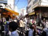 そうであるように、築地を営業のまま新しく建替えることはできないのか・・・・・などなど色んな意見があるようです。とまれ一日の鮮魚扱いが15億円、年間で5千億円ともいいますから、