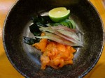 代表格かもしれない程、美味ですぞ。新鮮なものほど海水を鱈腹吸っていて全体が膨れ上がっています。処置は出水口を切って排水し、アボガドを剥く様に中身を取り出し、それを割いて内